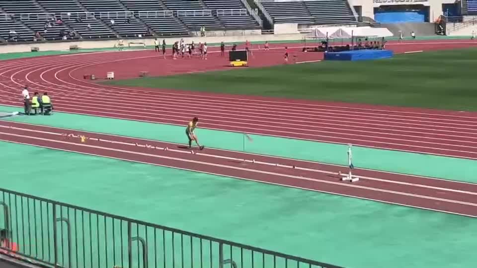 陸上東北新人大会　男子三段跳び