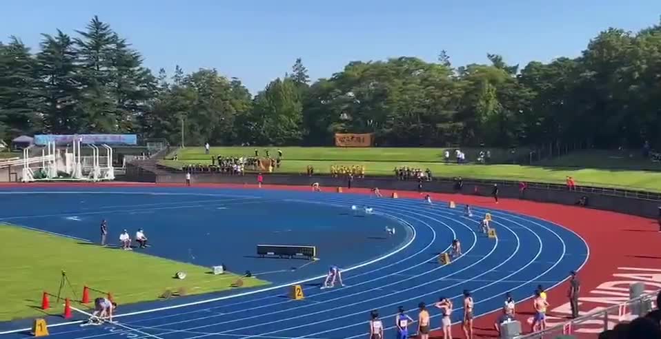 陸上部県新人大会　1600ｍR